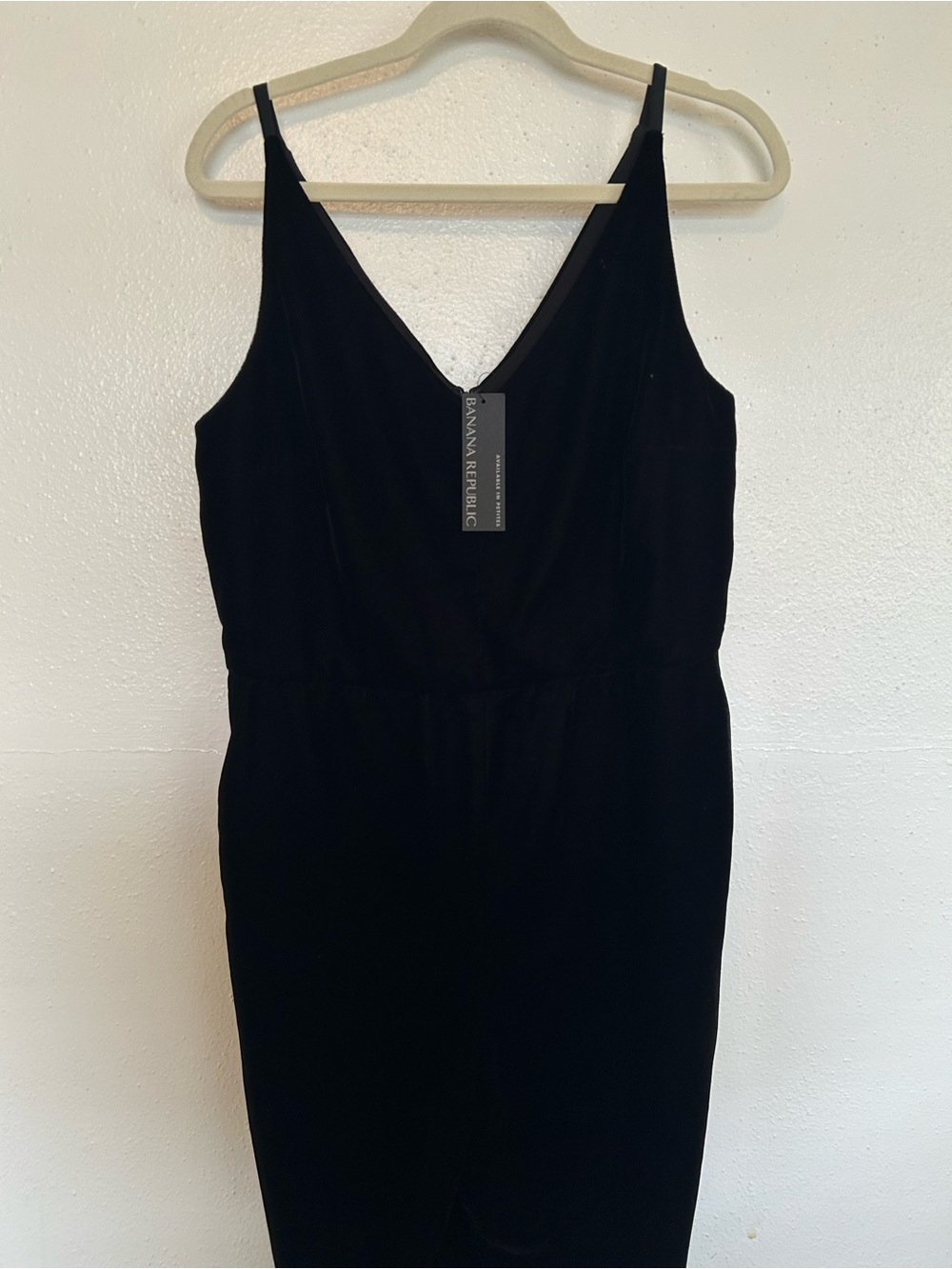 Banana Republic Black Strapless-Style V-Neck Dress